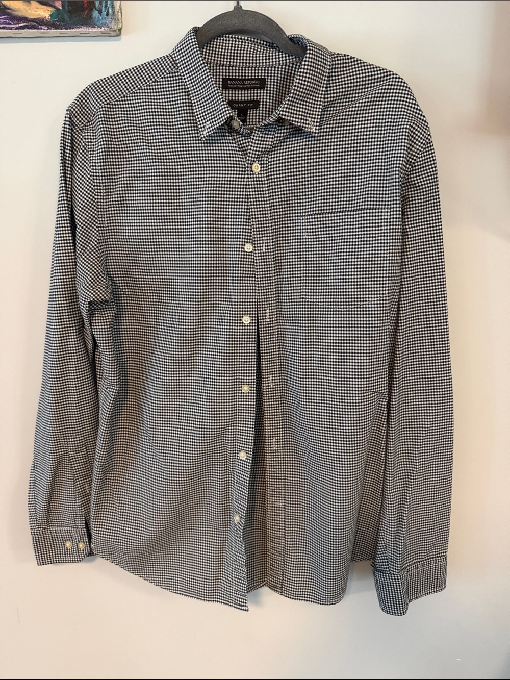 LIKE NEW Banana Republic Black & White Gingham Button-Up Shirt